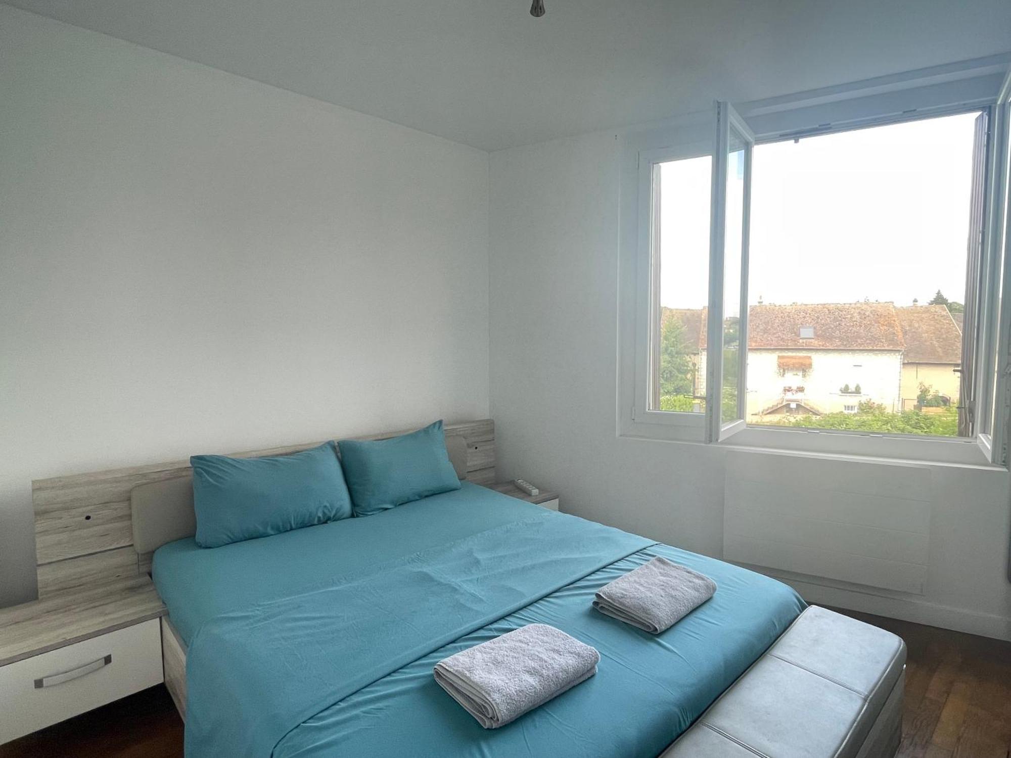 Grand T2 Renove - Bord Du Canal - Commerces A Pied Moret-sur-Loing Exterior photo
