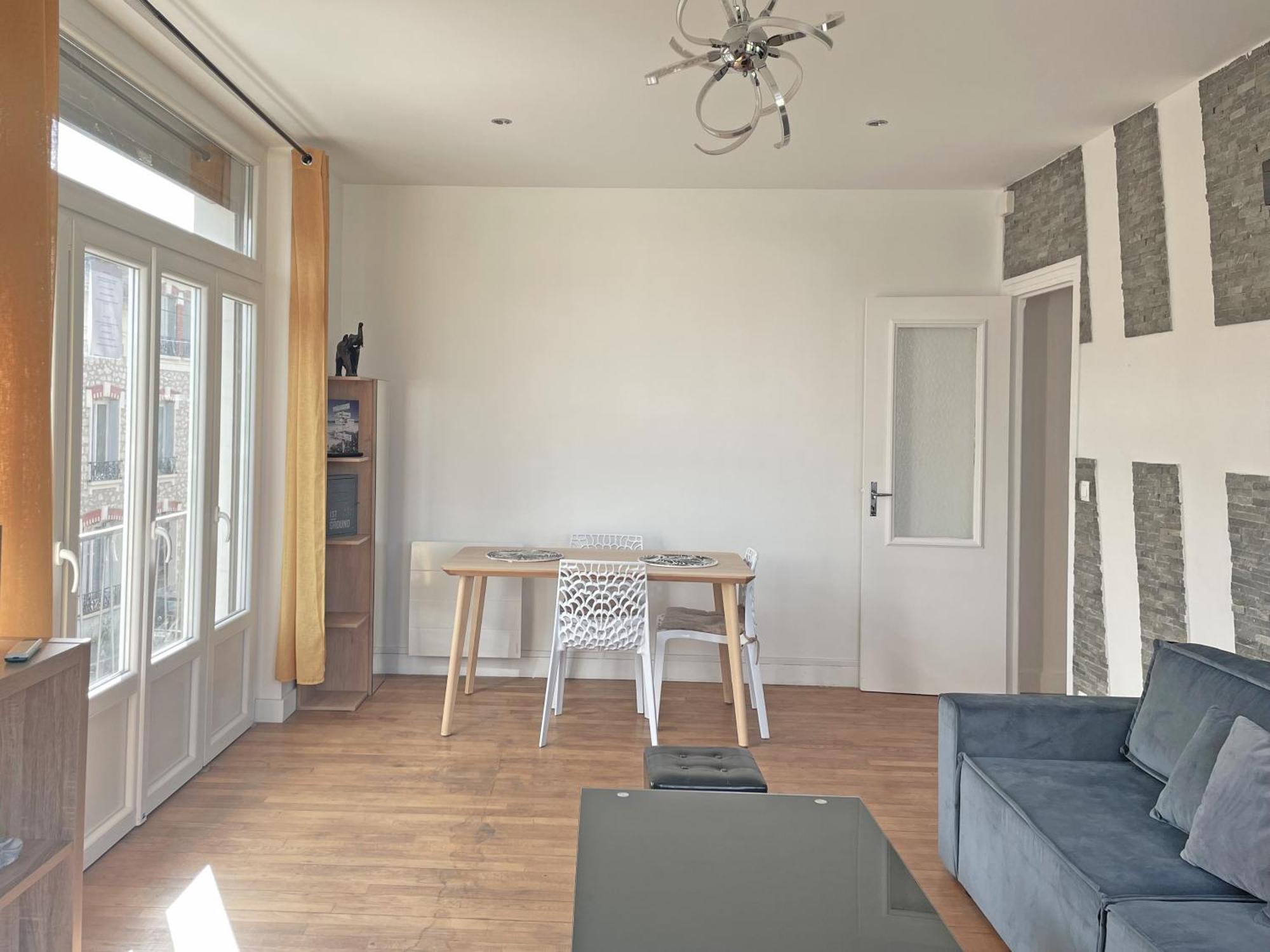 Grand T2 Renove - Bord Du Canal - Commerces A Pied Moret-sur-Loing Exterior photo